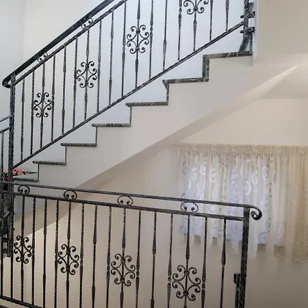 Nocleg ze śniadaniem Le 5 Perle