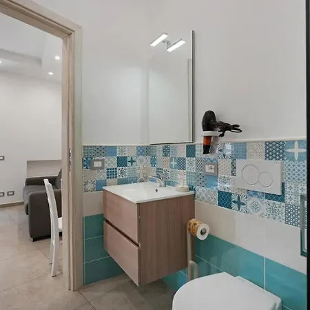 Nocleg ze śniadaniem Le 5 Perle 4*