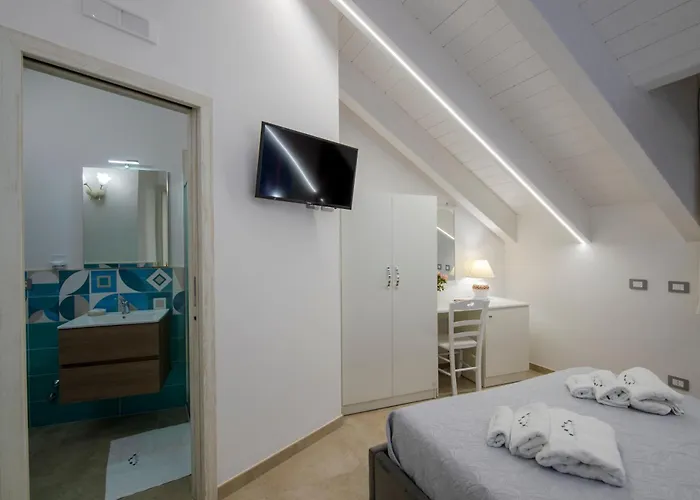 Le 5 Perle Bed & Breakfast 4*